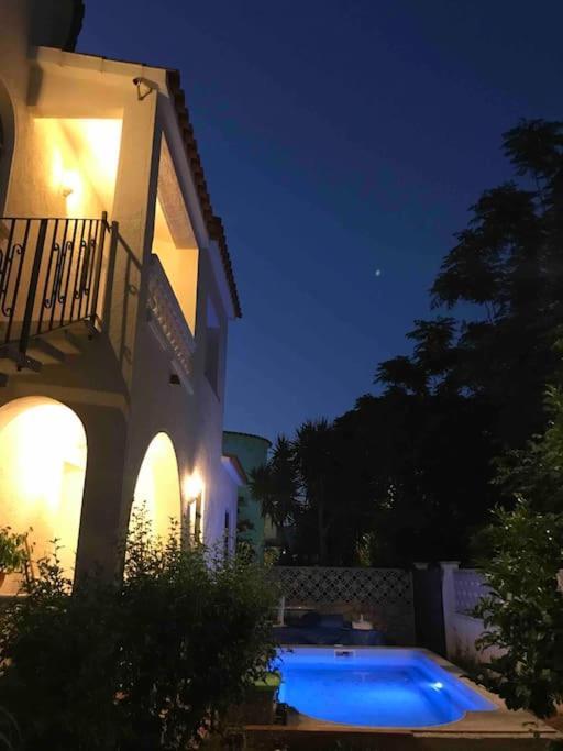 Empuriabrava Maison De Charme Avec Piscine Eksteriør billede